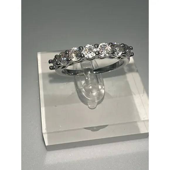 Cubic Zirconia Silver Tone Band Ring Size 6 - Picture 5 of 6